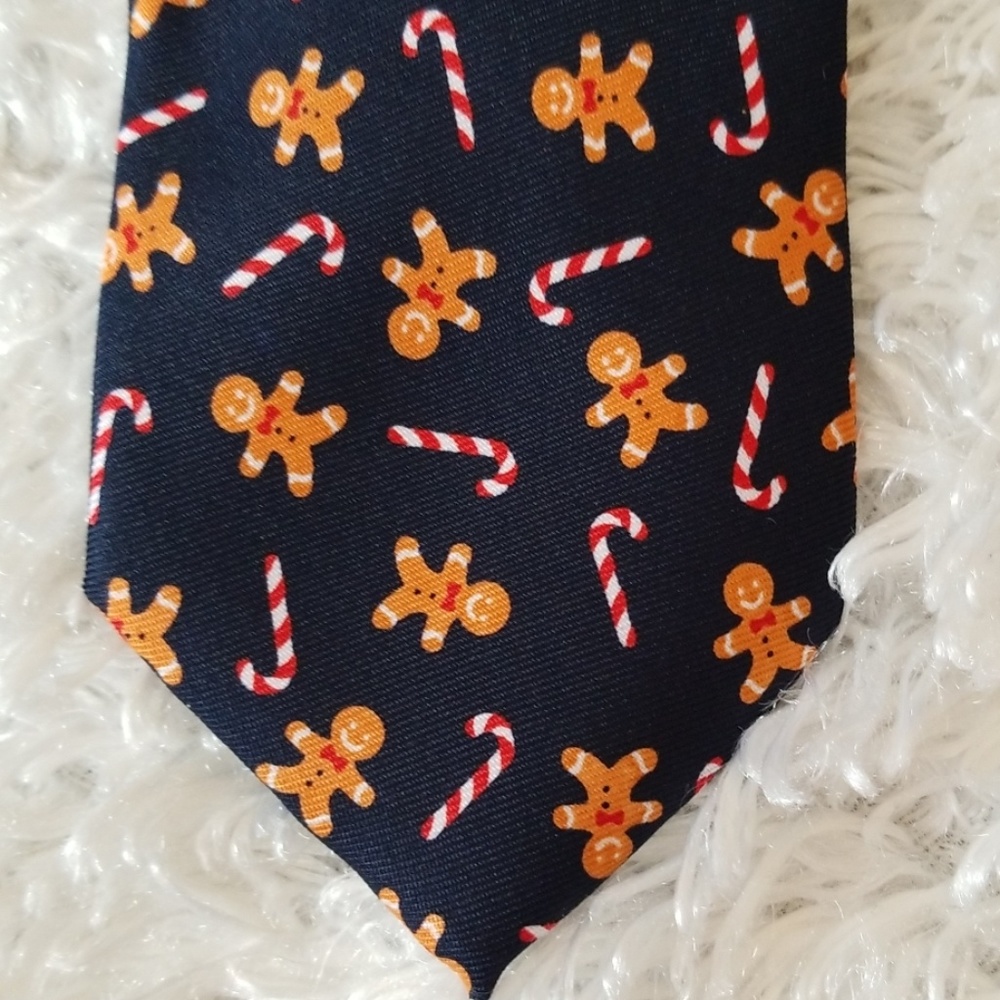 Boy's Gingerbread man Candy Cane Christmas Holiday Festive Neck Tie Clip on